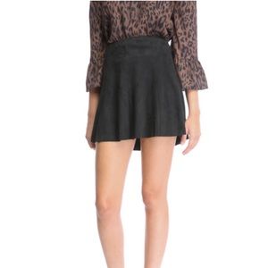 BB Dakota faux suede skirt sz 0